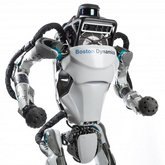 Boston Dynamics prezentuje robota wykonującego parkour