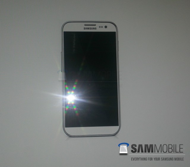 Samsung Galaxy S IV na zdjęciu - premiera w maju?