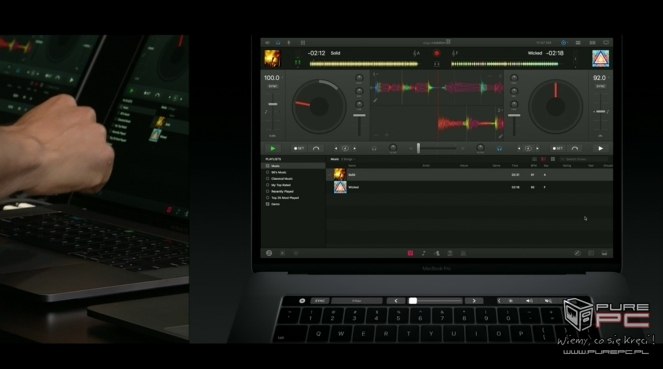 Premiera laptopów Apple - relacja na żywo z konferencji 20:09:25