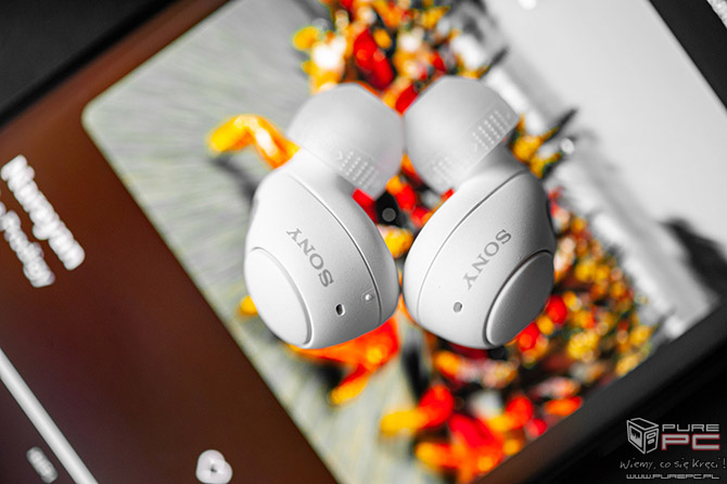 Słuchawki bezprzewodowe z ANC do 500 zł. Sony WF-C700N są wygodne, grają atrakcyjnie i mają niezły czas pracy. Zobacz test [nc1]