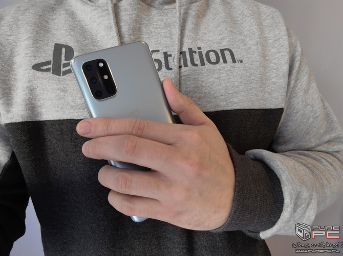 Test smartfona OnePlus 8T po dwóch latach użytkowania. Czas leci, a jemu nadal (prawie) niczego nie brakuje! [nc1]