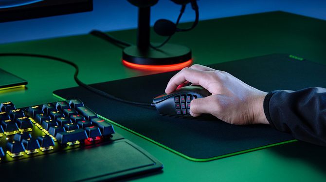 Razer Naga X - Gamingowa myszka z szesnastoma przyciskami dla grających w tytuły MMO teraz w lżejszym wydaniu [1]