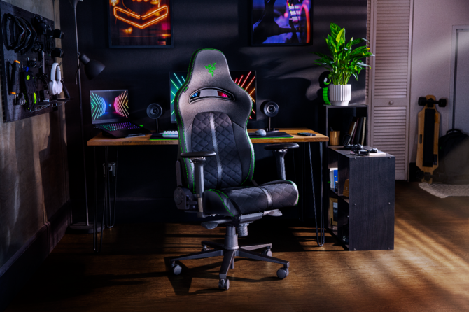 RazerCon 2021 – pokazano nowy gamingowy fotel, słuchawki i... nową maskę z filtrami N95 oraz podświetleniem RGB [2]