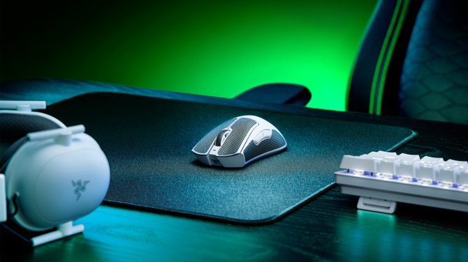 Razer Deathadder V3 Pro - ultralekka mysz bezprzewodowa z kluczem USB podnoszącym Polling Rate do 4000 Hz [1]