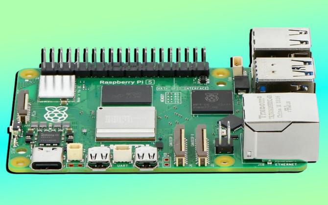 Raspberry Pi 5 - długo wyczekiwany model SBC nareszcie stał się dostępny. Można liczyć na spory wzrost wydajności [2]