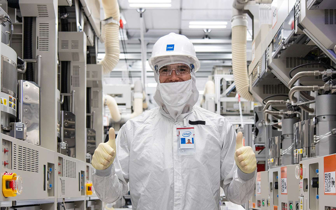 Intel otworzył nową fabrykę w Irlandii, w której nowoczesne procesory będą produkowane w litografii Intel 4 [3]