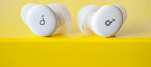 Recenzja Soundcore Sleep A30. Słuchawki do spania z bardzo cienką konstrukcją, redukcją hałasu, maskowaniem chrapania i nie tylko