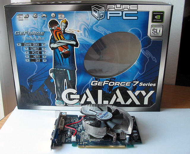 Pudełko karty graficznej Galaxy GeForce 7300GT oraz zdjęcie karty