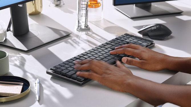 Logitech MX Mechanical Mini i MX Master 3S – recenzja biurowego, funkcjonalnego zestawu klawiatura + mysz