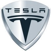 Samochody Tesla będą rozpoznawały pojazdy służb ratowniczych