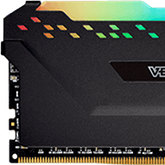 Corsair prezentuje zestawy atrap modułów RAM DDR4 z RGB LED