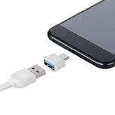 Jak podłączyć pendrive do smartfona z wyjściem USB-C i microUSB