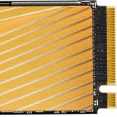 ADATA Falcon - Nośniki M.2 NVMe PCIe ze złotym radiatorem