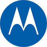 Motorola chwali się ładowarką 125 W ważącą aż 130 gramów. 68 W z Edge 30 Pro to dopiero początek