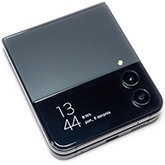 Samsung Galaxy Z Flip4 - premiera składanego smartfona o mniejszych niż dotąd ramkach i z nowymi funkcjami ekranu