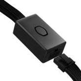 Cooler Master ma sposób na topiące się złącza 12V-2x6. Nowy adapter oferuje system alarmowy i podświetlenie LED