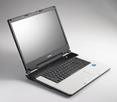 StepNote NC1500 od VIA i Everex