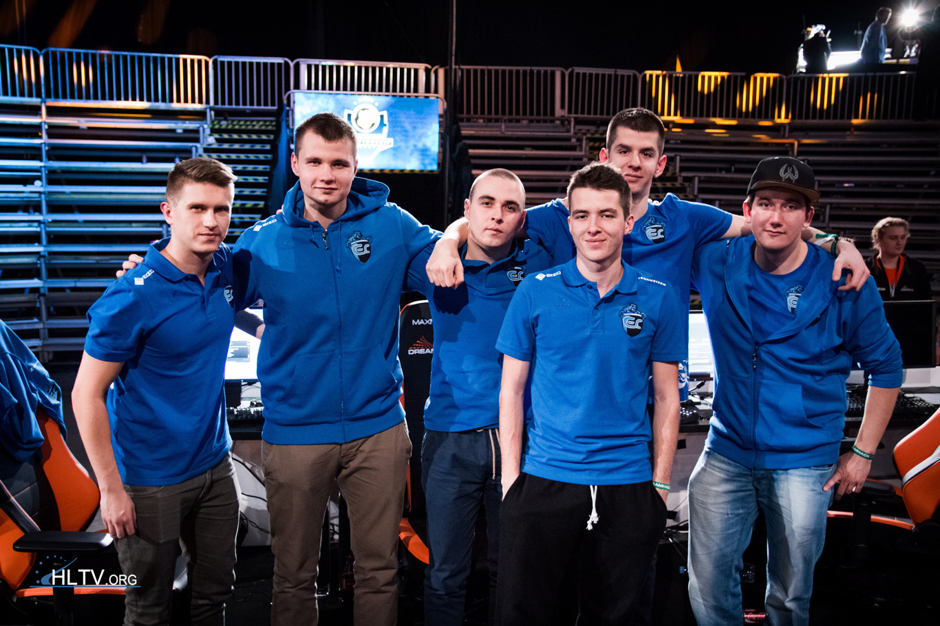 My gaming team. Поляки в команде CS go. ESC Gaming HLTV. Польская пятерка CS go. ESC Gaming CS 1.6 состав 2010.