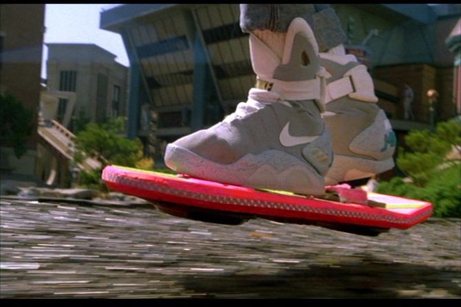Samosznurujące się buty Nike z Powrotu do Przyszłości II