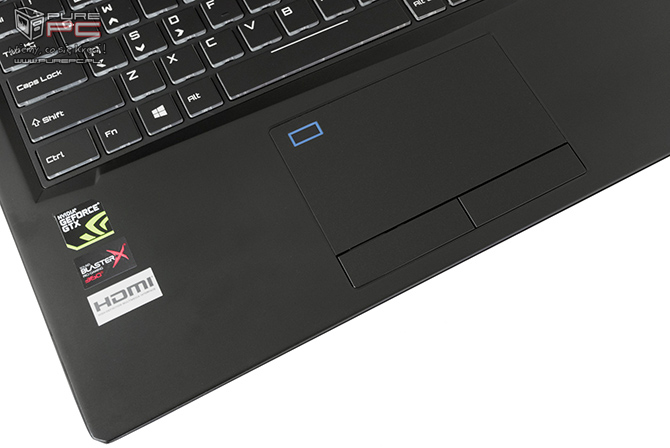 Test Hyperbook SL950VR - ultracienka nowość z kartą GTX 1060 [nc4]