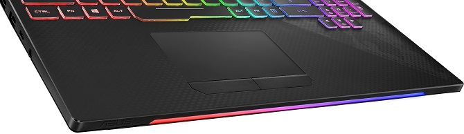 Test ASUS Strix GL504GS - Smukły laptop do gier z GeForce GTX 1070 [nc7]