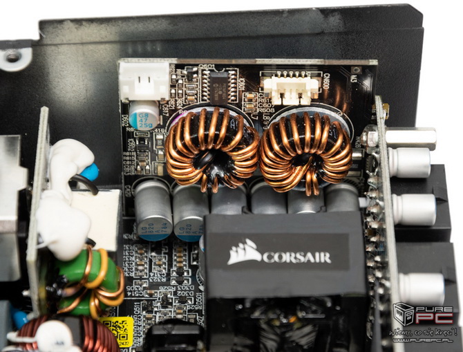 Test zasilacza Corsair SF600 Platinum - maluch SFX klasy premium [nc23]