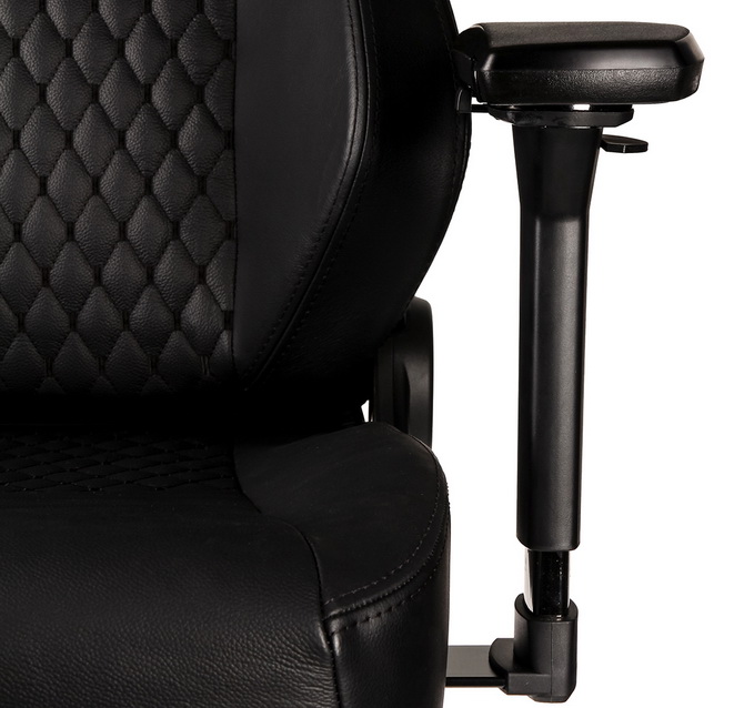 Test fotela noblechairs HERO - O krok od ideału? [nc12]