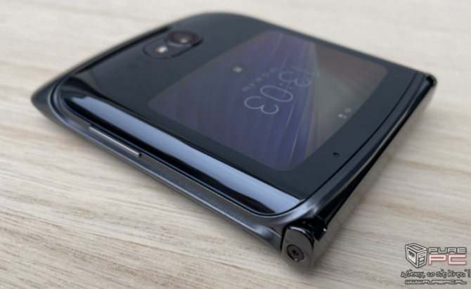 Test smartfona Motorola Razr 5G - efektowna klapka i giętki ekran [nc1]