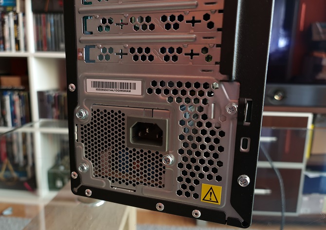 Test Lenovo V55t - biurowy komputer z procesorem APU AMD Ryzen 3 4300G oraz układem graficznym Radeon Vega [nc7]