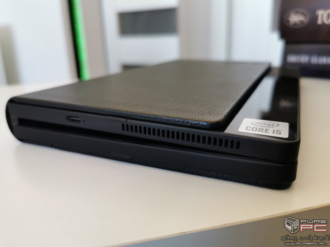 Recenzja Lenovo ThinkPad X1 Fold. Wielozadaniowy laptop ze składanym ekranem 2K - urządzenie przyszłości [nc1]