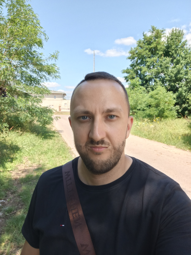 Test Vivo V21 5G – Sprawdziliśmy najnowszy smartfon z aparatem 44 Mpix do selfie, stabilizowanym optycznie [nc1]