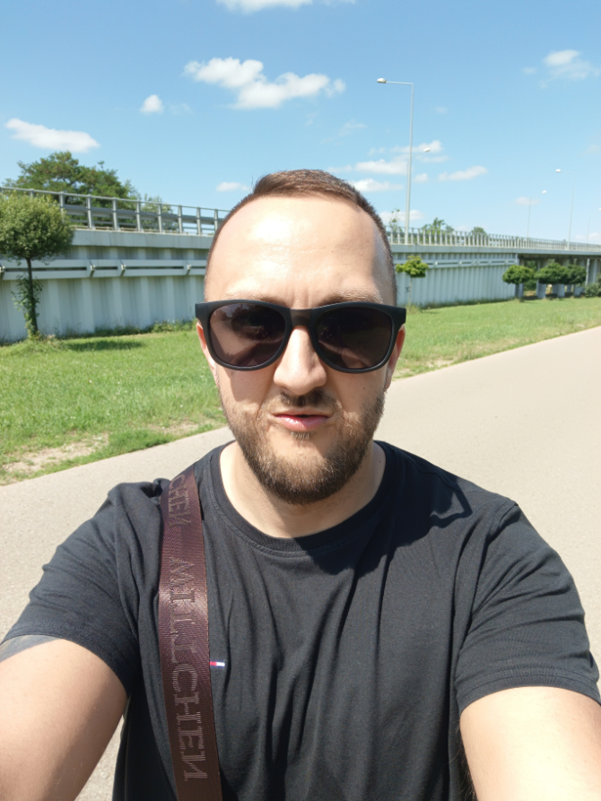 Test Vivo V21 5G – Sprawdziliśmy najnowszy smartfon z aparatem 44 Mpix do selfie, stabilizowanym optycznie [nc1]