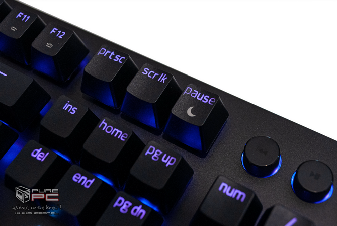 Test klawiatury Razer Huntsman V2 RGB - Czy optyczno-mechaniczne przełącznikami warte są 1000 złotych? [nc1]