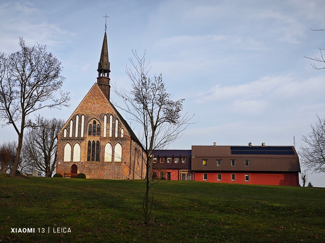 Test smartfona Xiaomi 13 - względnie nieduży, szalenie wydajny i rozsądnie chłodny flagowiec z układem Snapdragon 8 Gen 2 [nc21]