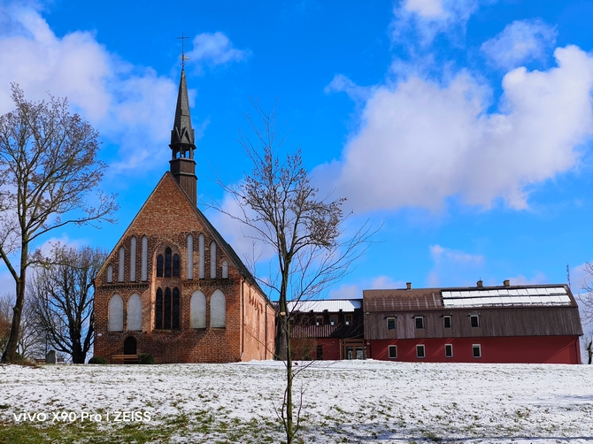 Test smartfona Vivo X90 Pro – Jak spisuje się flagowe urządzenie producenta reklamowane jako mistrz fotografii? [nc37]