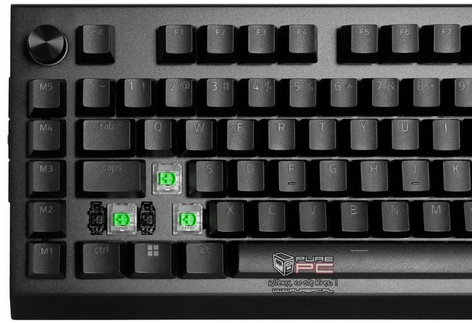 Recenzja klawiatury Razer BlackWidow V4 PRO - Nowa wersja legendarnego mechanika z przełącznikami Razer Green [nc1]