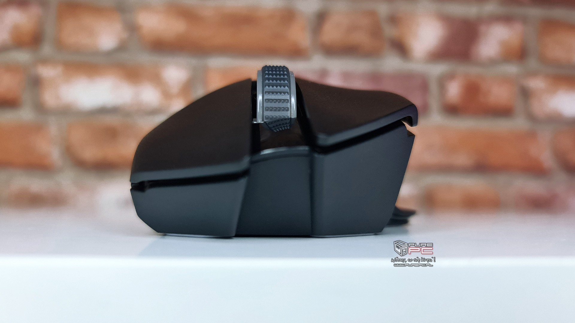 razer basilisk v3 x hyperspeed test