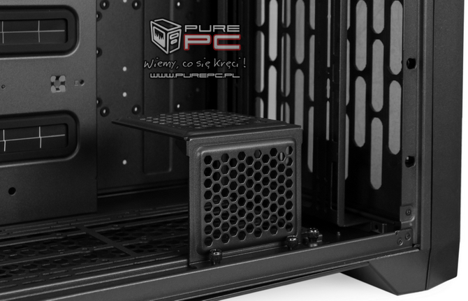 Test obudowy Thermaltake CTE C750 TG ARGB - Gigantyczne rozmiary, pionowy montaż podzespołów i mnóstwo miejsca [nc1]