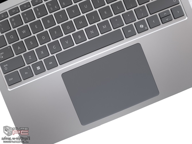 Test Microsoft Surface Laptop Copilot+ PC z Qualcomm Snapdragon X Plus. Świetne osiągi na akumulatorze... i nic poza tym? [nc1]