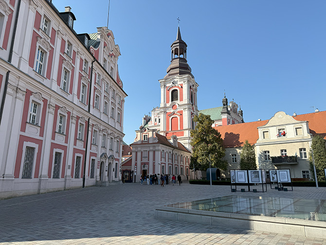Test Apple iPhone 16 Pro. Smartfon trochę bez sensu. No dobrze, nie trochę, tylko bardzo. Zobacz jego zalety i wady [nc1]