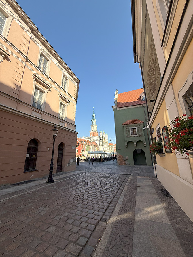 Test Apple iPhone 16 Pro. Smartfon trochę bez sensu. No dobrze, nie trochę, tylko bardzo. Zobacz jego zalety i wady [nc1]