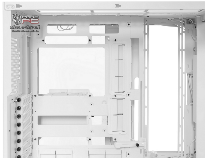 Test obudowy be quiet! Light Base 900 DX - Powiew świeżości w ofercie producenta wprowadzający kilka niespodzianek [nc1]