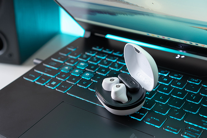 Recenzja SteelSeries Arctis GameBuds. Dokanałowe słuchawki gamingowe do PC, PlayStation, smartfona i konsol przenośnych [nc1]