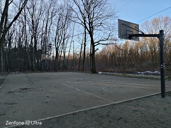 Test smartfona ASUS Zenfone 12 Ultra - Snapdragon 8 Elite na jednym pokładzie z gniazdem mini-jack 3,5 mm [nc1]