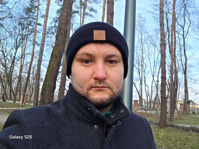 Test smartfona Samsung Galaxy S25 - prawie jak Galaxy S24, jednak ze znacznie lepszym procesorem [nc40]