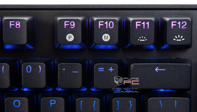Test klawiatury SteelSeries APEX PRO TKL Gen 3 - Magnetyczne przełączniki z efektem Halla, Rapid Trigger i wyświetlacz OLED [nc1]