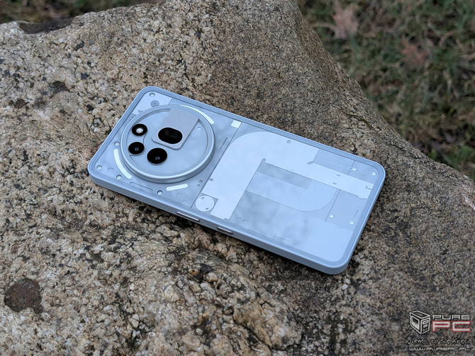 Test smartfona Nothing Phone (3a) Pro - niecodzienne połączenie szalonego designu i solidnej specyfikacji [nc1]