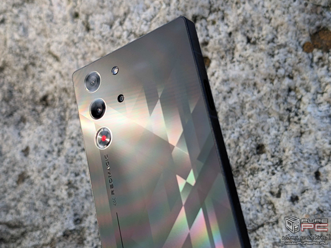 Test smartfona REDMAGIC 10 Pro - wydajnościowy potwór i zarazem technologiczna ciekawostka. Niszowa opcja dla odważnych [nc1]