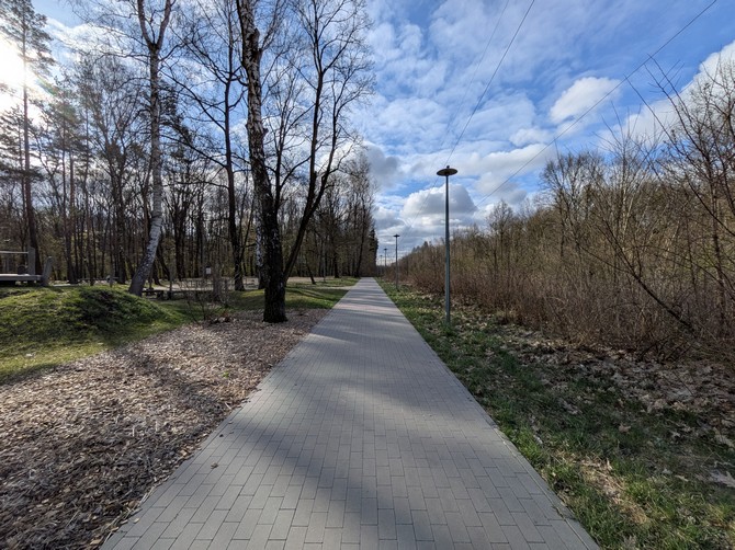 Test smartfona Google Pixel 9a - dobre aparaty, mocna bateria i... kontrowersyjny design. Takiego Pixela jeszcze nie było [nc1]