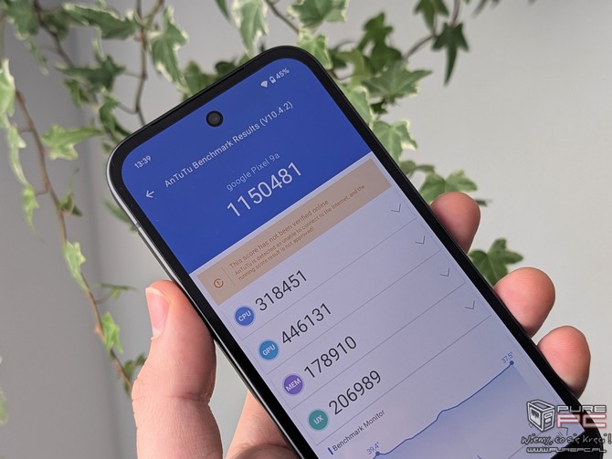 Test smartfona Google Pixel 9a - dobre aparaty, mocna bateria i... kontrowersyjny design. Takiego Pixela jeszcze nie było [nc1]